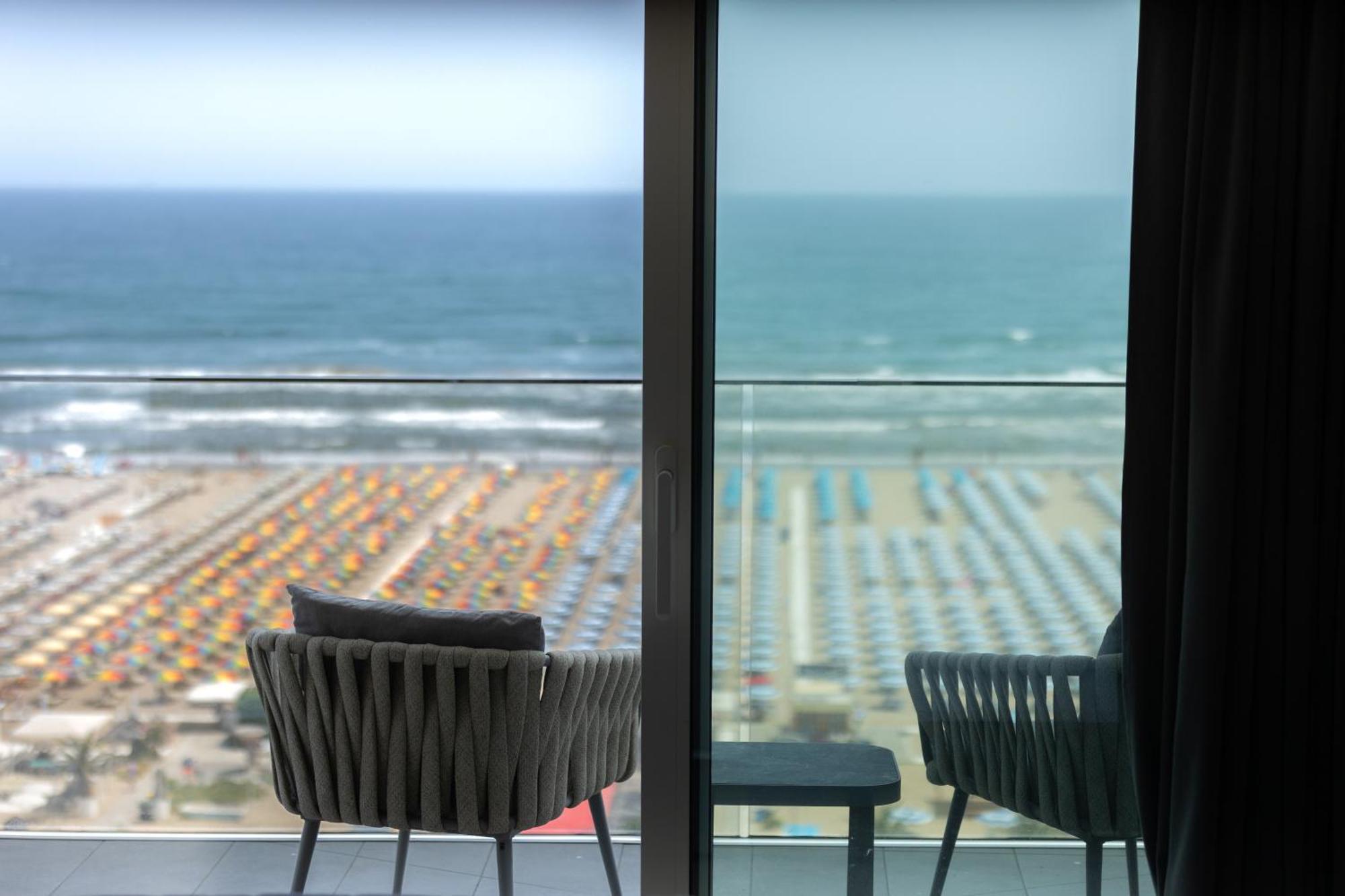 Executive Triple Room